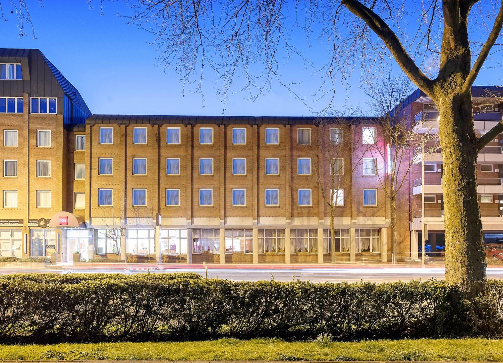 Ibis Paderborn City Exterior foto