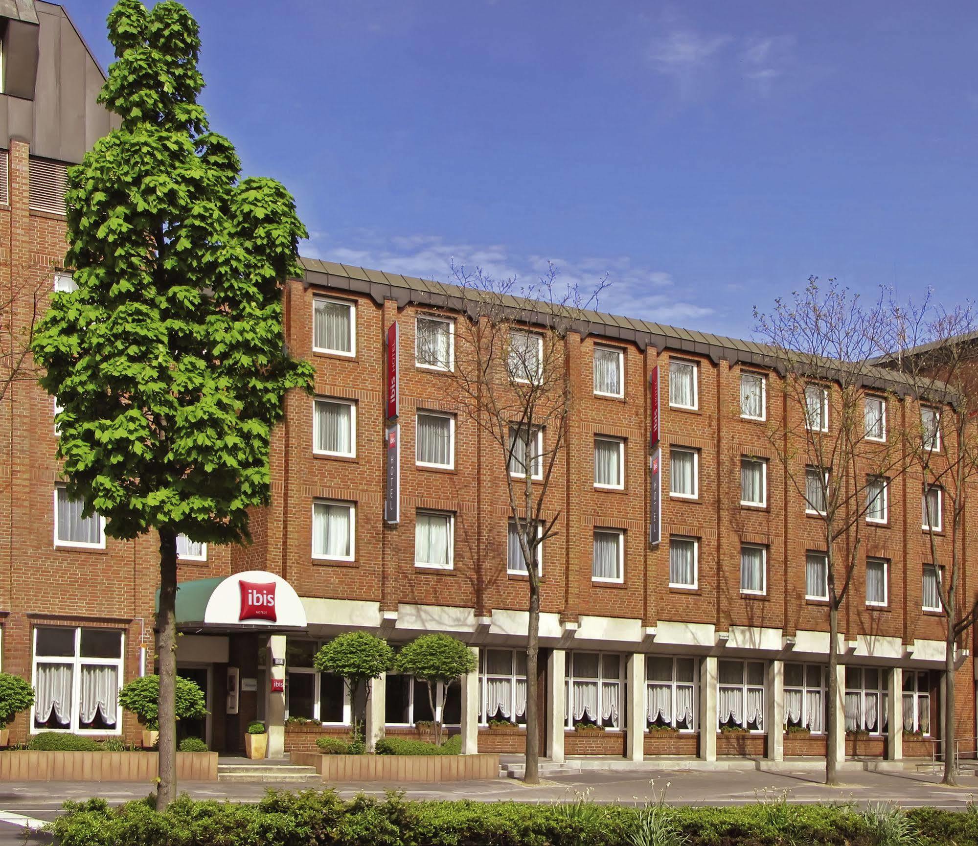 Ibis Paderborn City Exterior foto